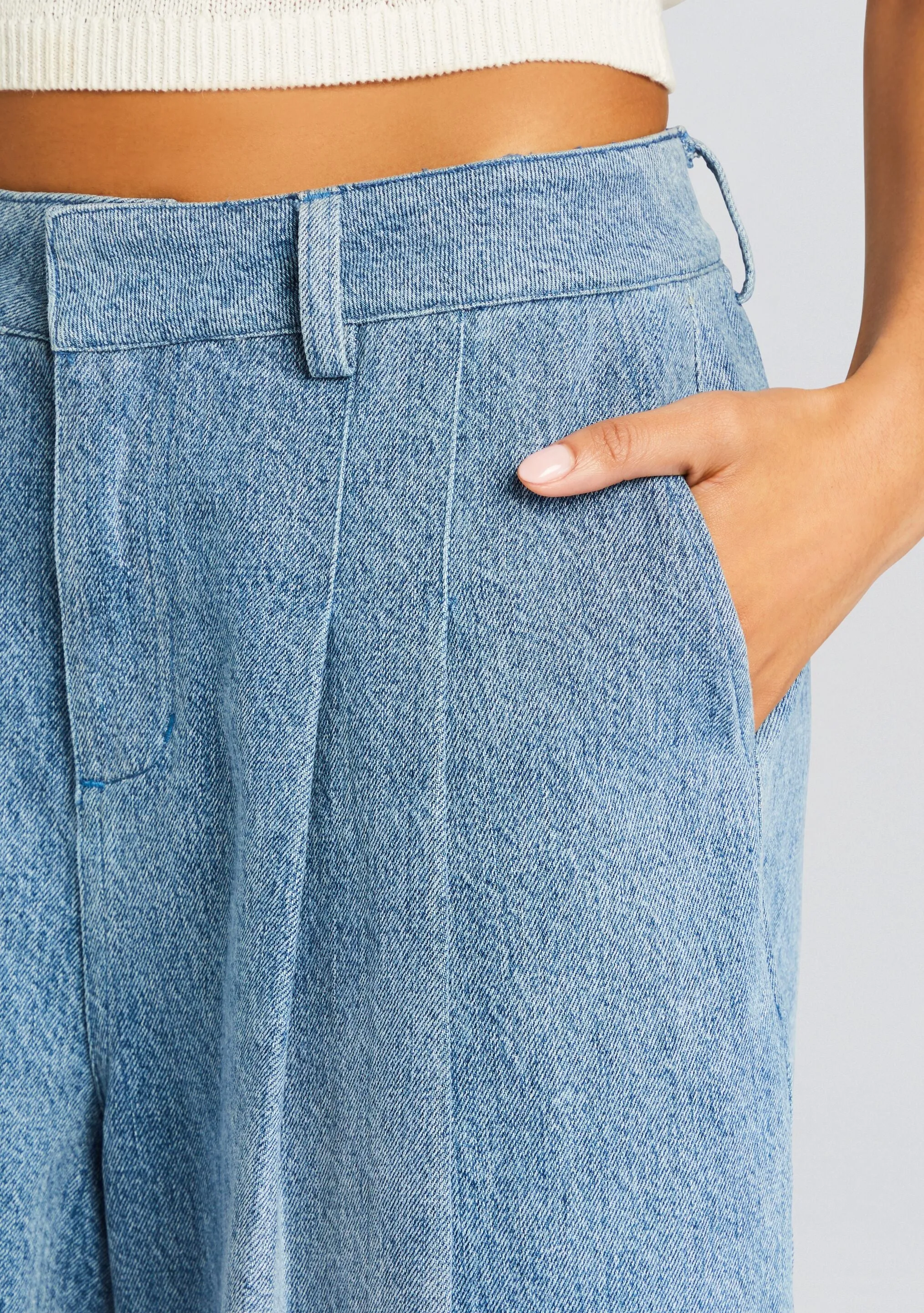 Arietta Short