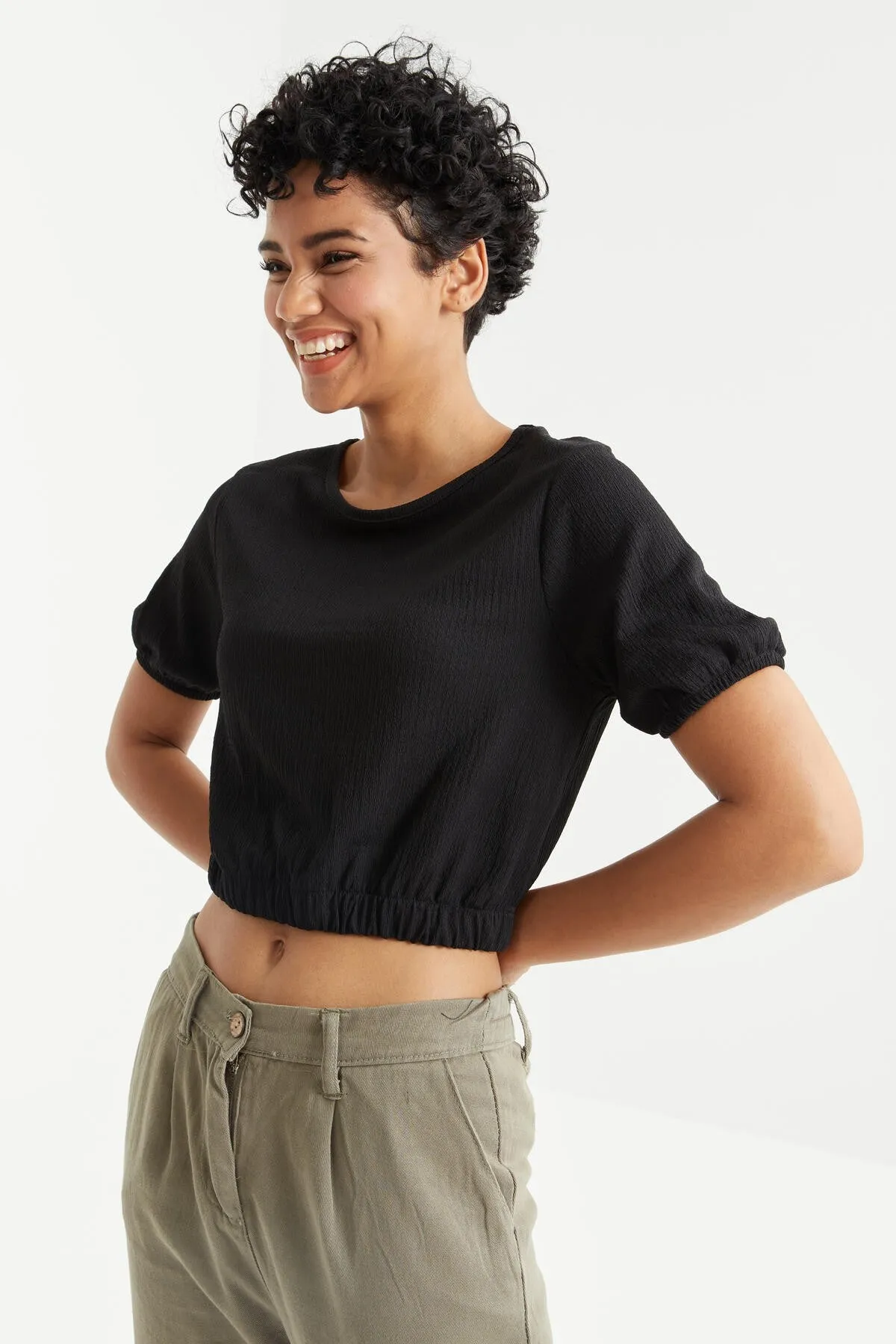 balon kol o yaka beli lastikli bürümcük kumaş kadin crop top t-shirt - 97221