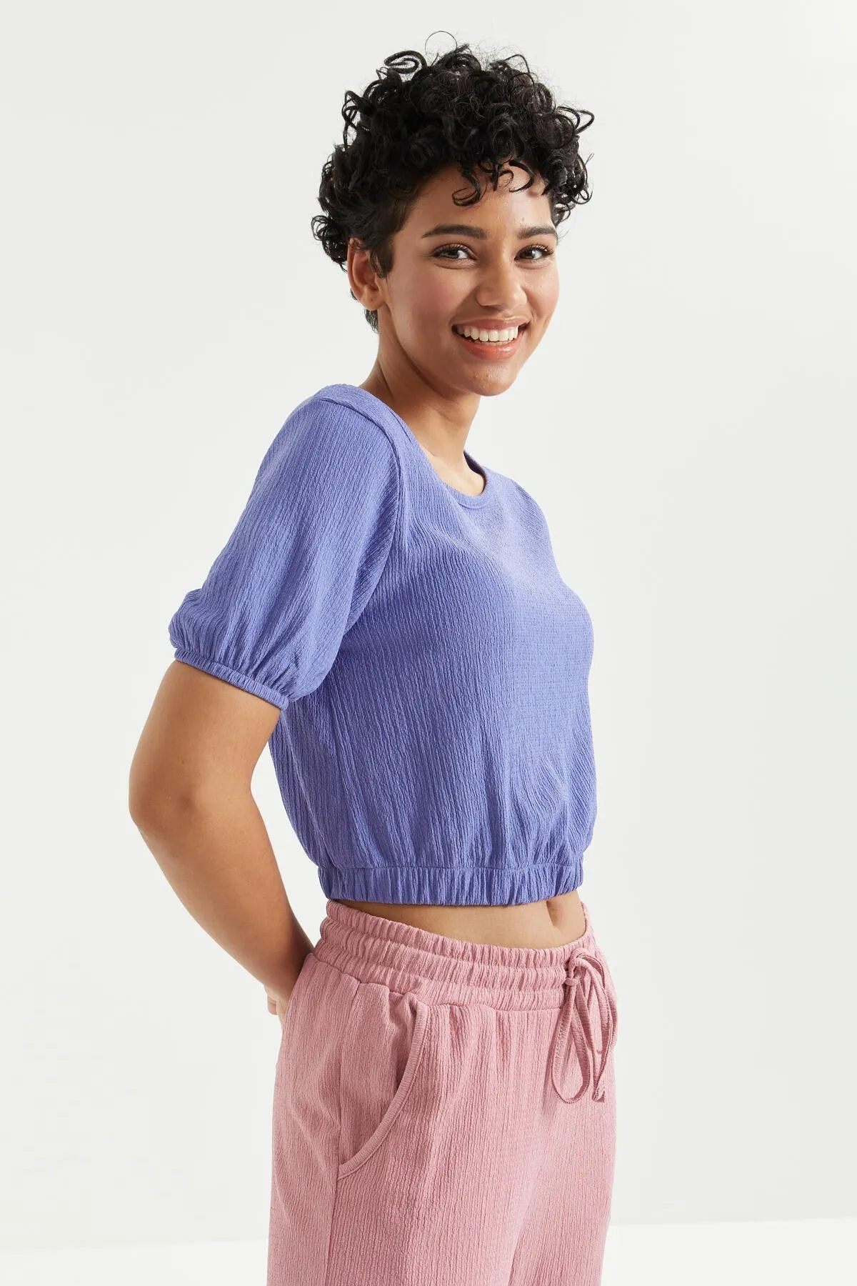 balon kol o yaka beli lastikli bürümcük kumaş kadin crop top t-shirt - 97221