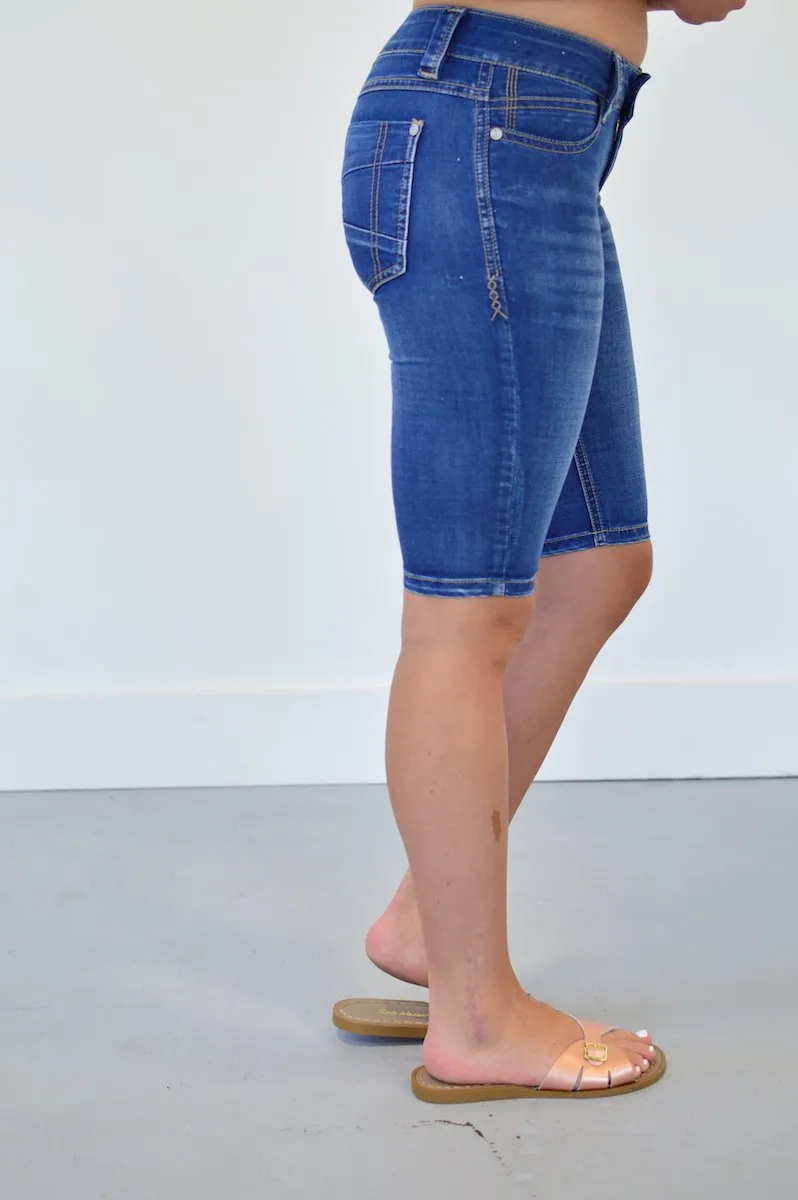 Brandi Bermudas-med wash