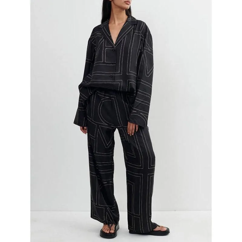 Women's Chic Geometric Print Pajama-Style Shirt and Trousers/Shorts Set